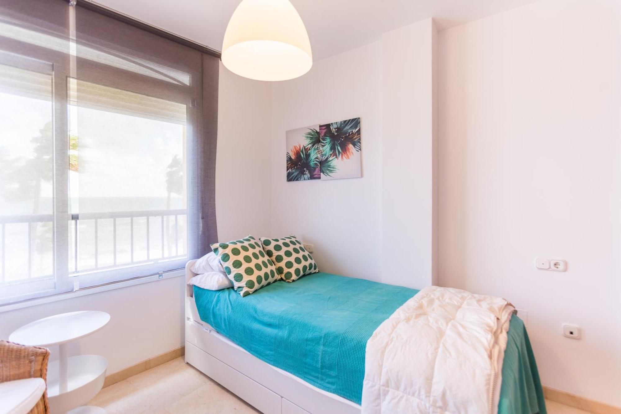 Bonito Apartamento En Primera Linea De Playa Estepona Zewnętrze zdjęcie